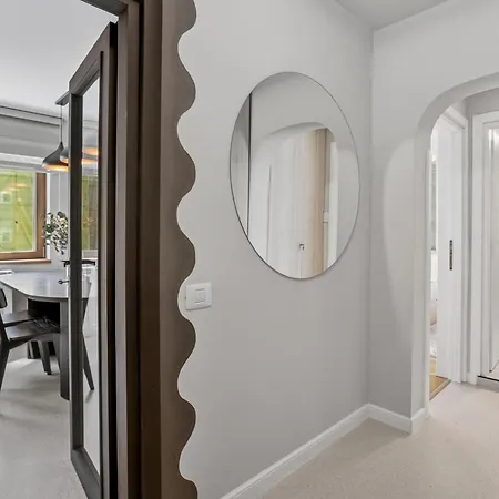 Διαμέρισμα Modern Luxury & Close To Old Town Βουκουρέστι