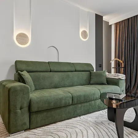 Modern Luxury & Close To Old Town