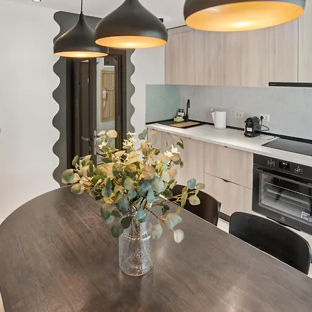 아파트 Modern Luxury & Close To Old Town 부쿠레슈티