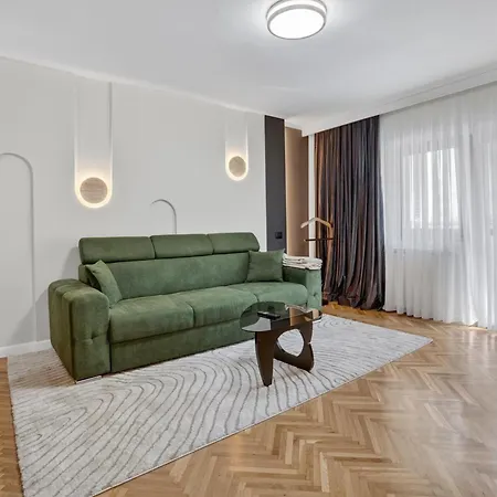 Διαμέρισμα Modern Luxury & Close To Old Town